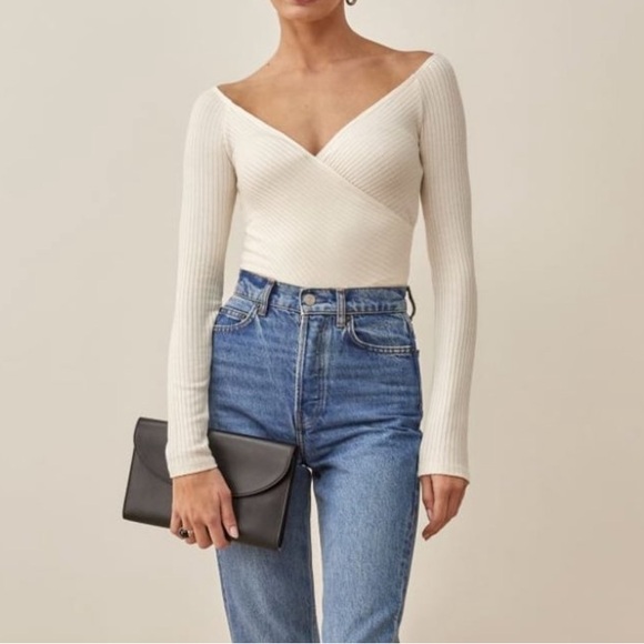 Reformation faux wrap knit top off the shoulder white long sleeve size small - Picture 4 of 7